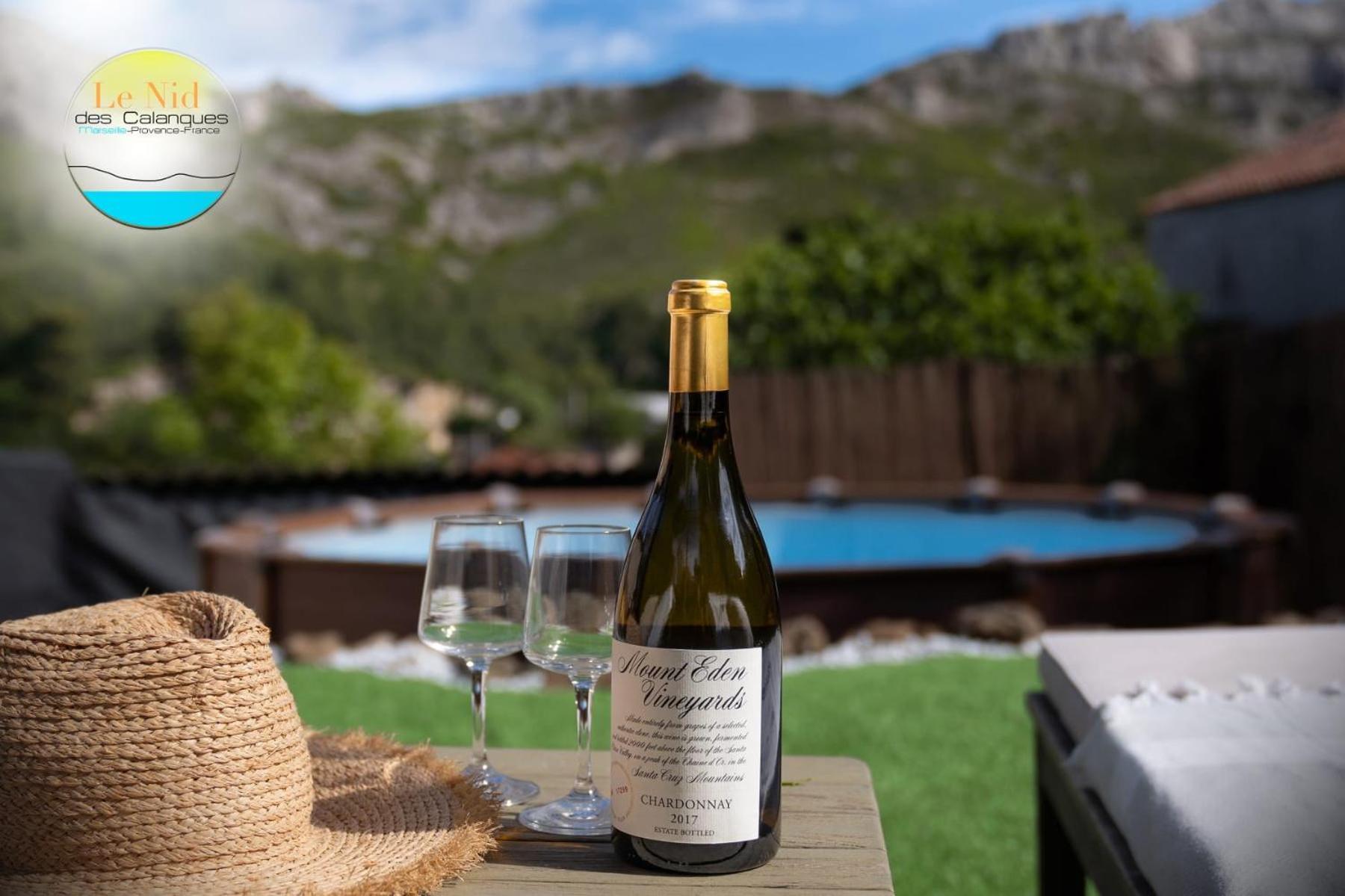 Ferienwohnung Le Nid Des Calanques Et Son Jacuzzi Marseilles Exterior foto