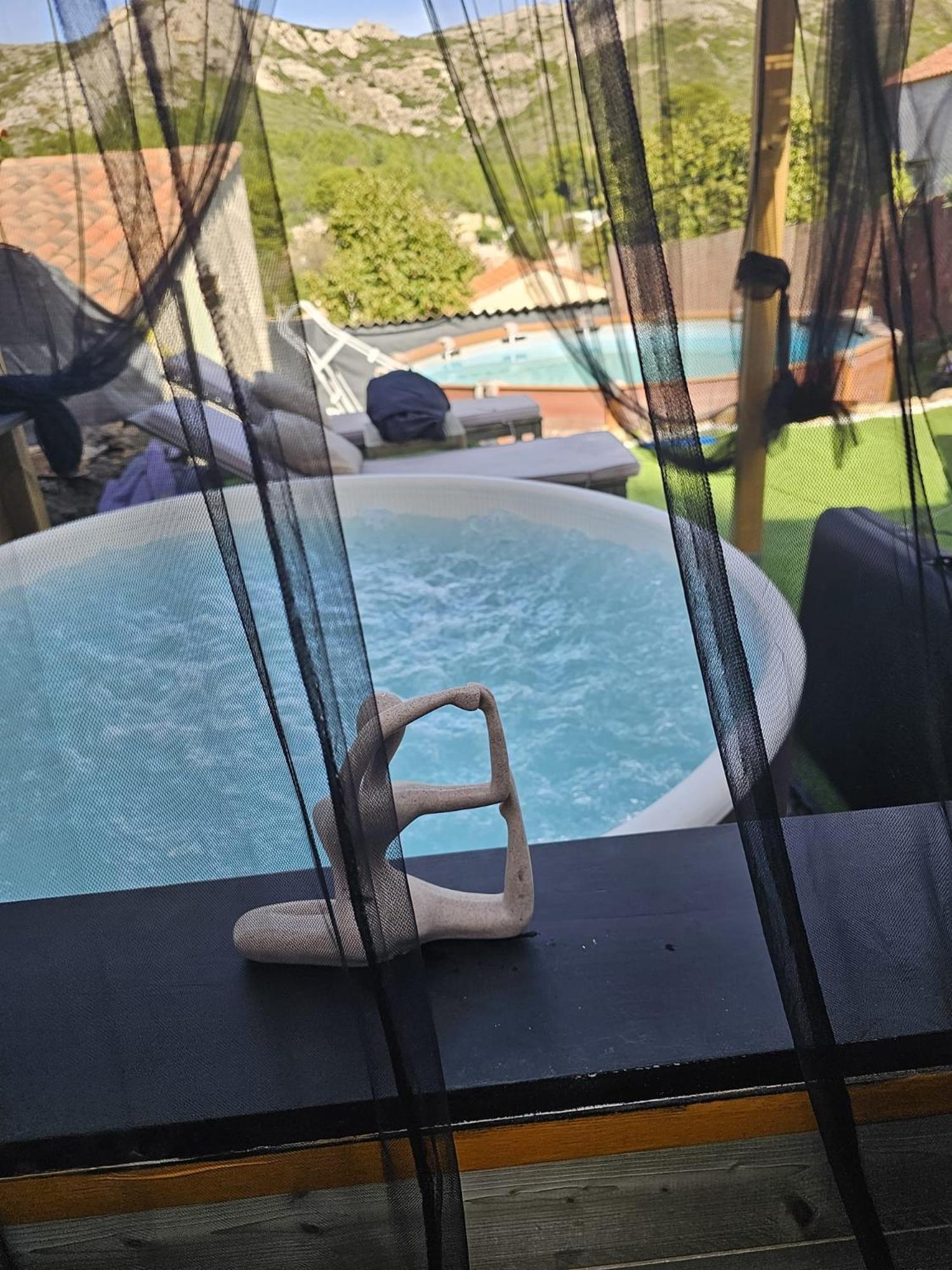 Ferienwohnung Le Nid Des Calanques Et Son Jacuzzi Marseilles Exterior foto